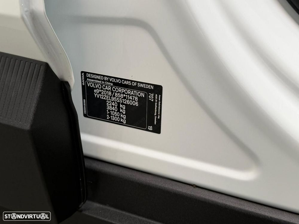 Volvo EX30 69 kWh Single Motor Extended Range Core - 44