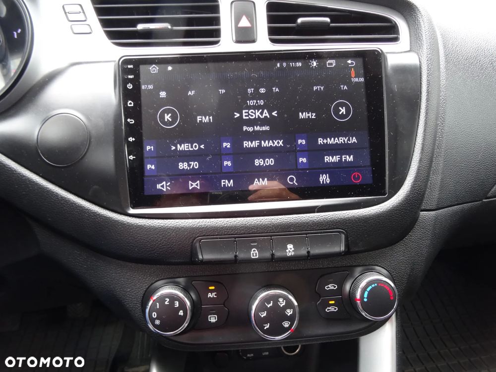 Kia Ceed 1.4 CRDi 90 Vision - 10