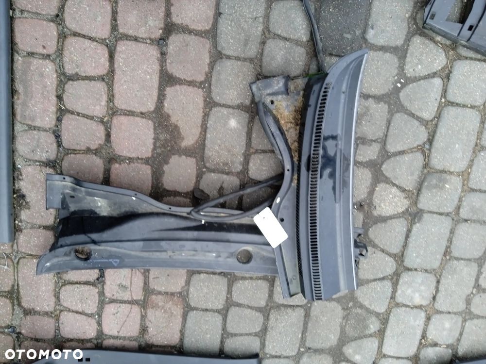 PODSZYBIE TOYOTA COROLLA VERSO 04-09 - 1