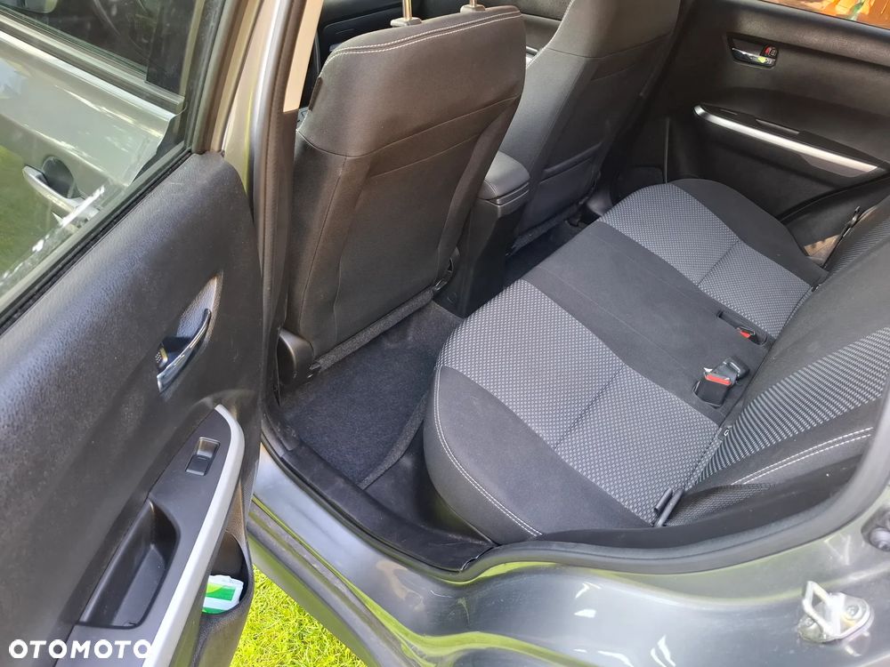Suzuki Vitara - 27
