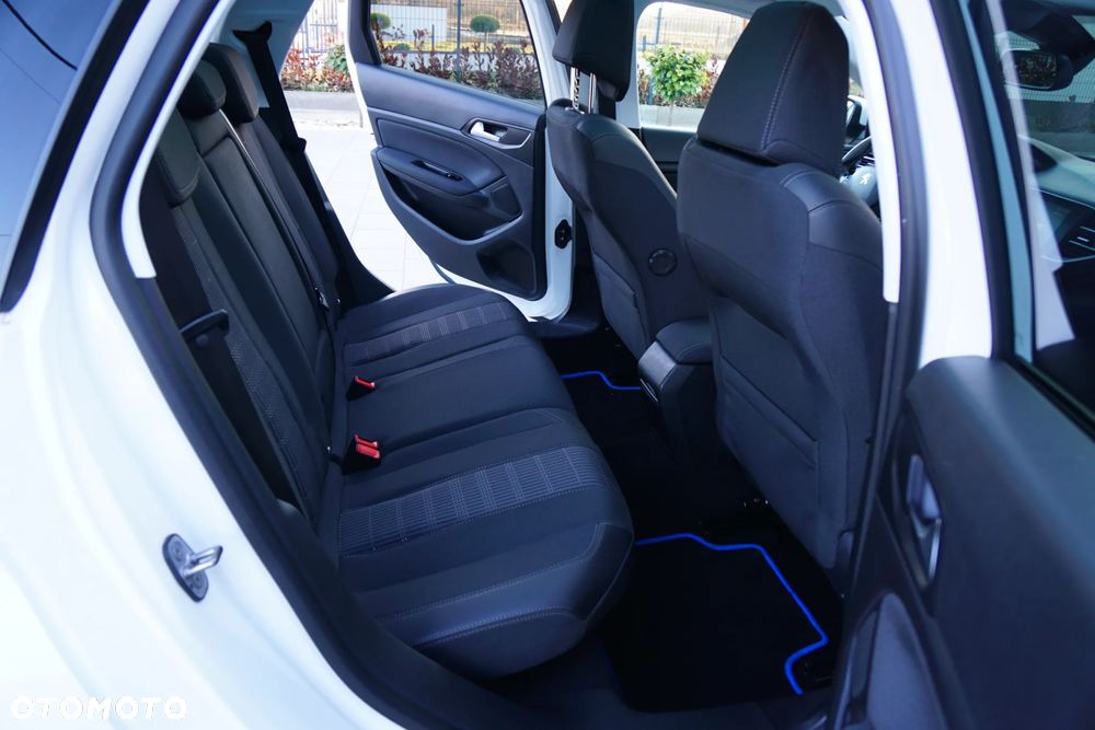 Peugeot 308 BlueHDi 130 Stop & Start Allure Business-Paket - 23