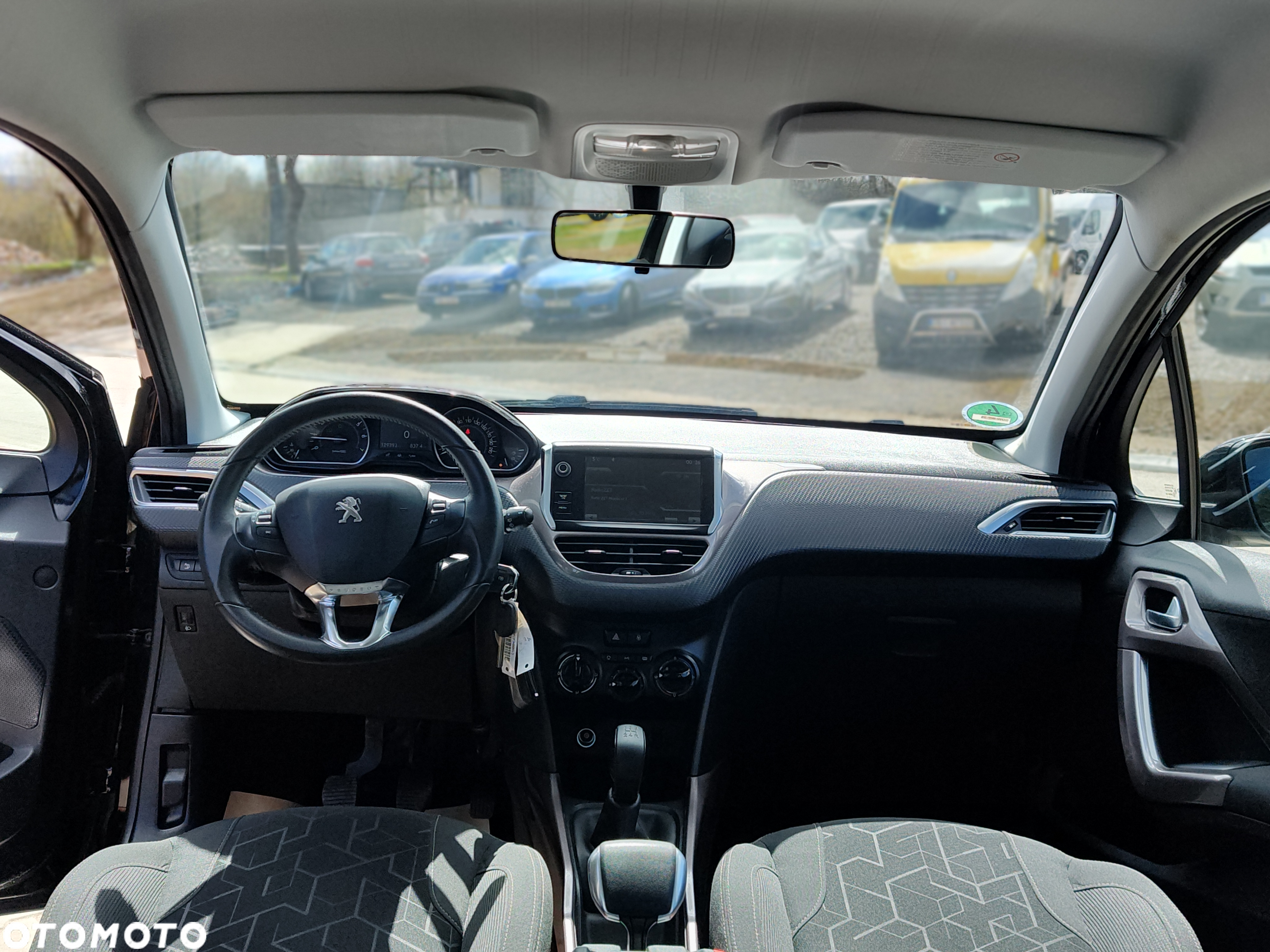 Peugeot 2008 1.2 Pure Tech Active - 17