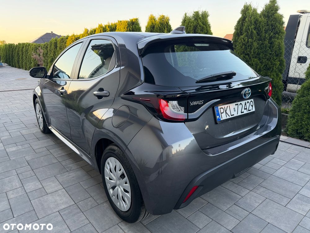 Toyota Yaris Hybrid 1.5 Selection Style - 8