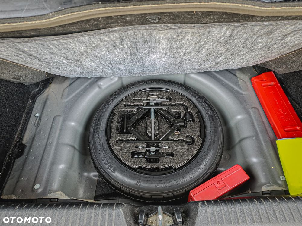 Kia Ceed - 30