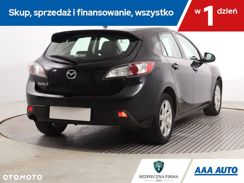 Mazda 3 - 6