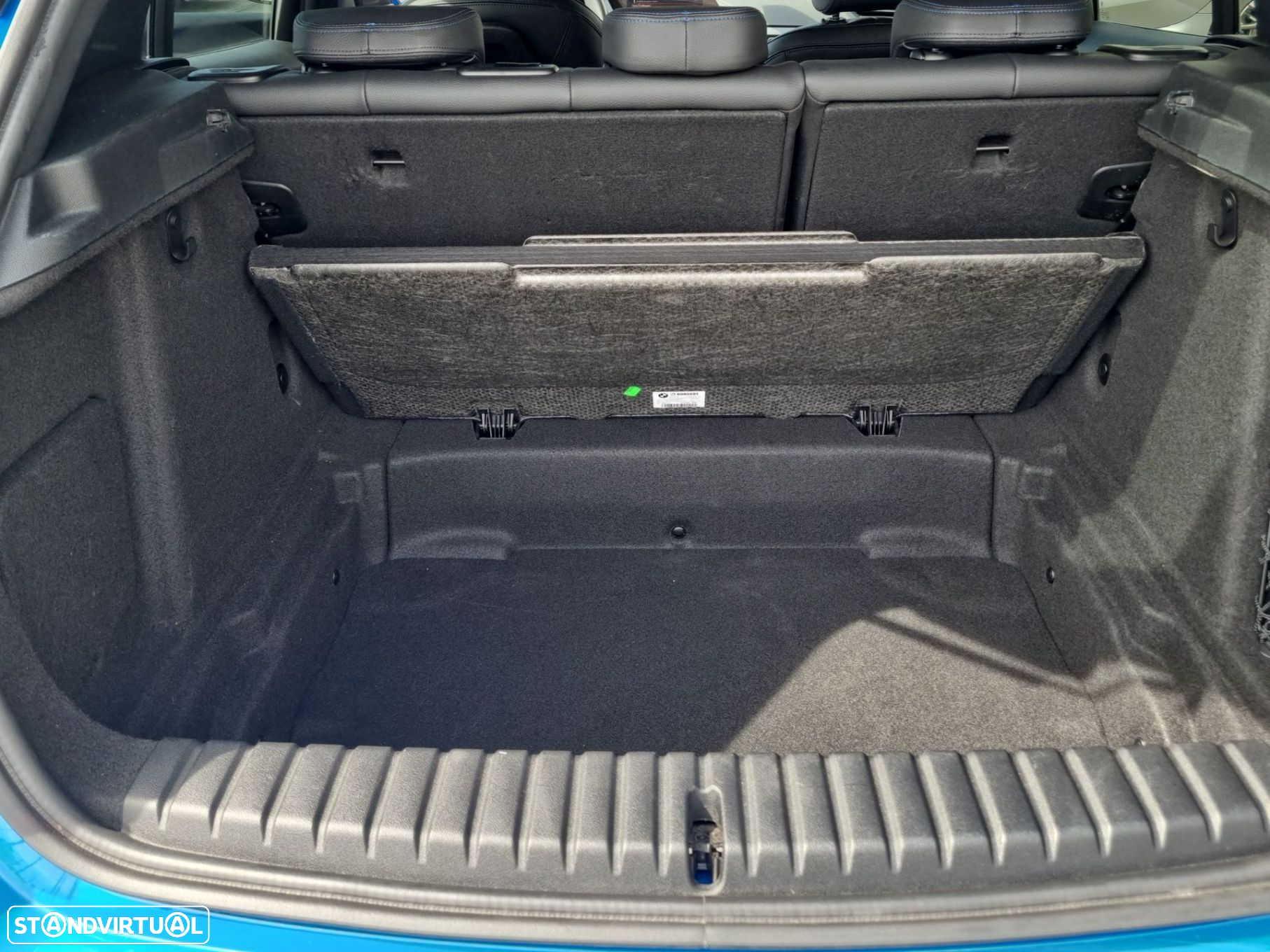 BMW 116 d Pack Desportivo M Auto - 37