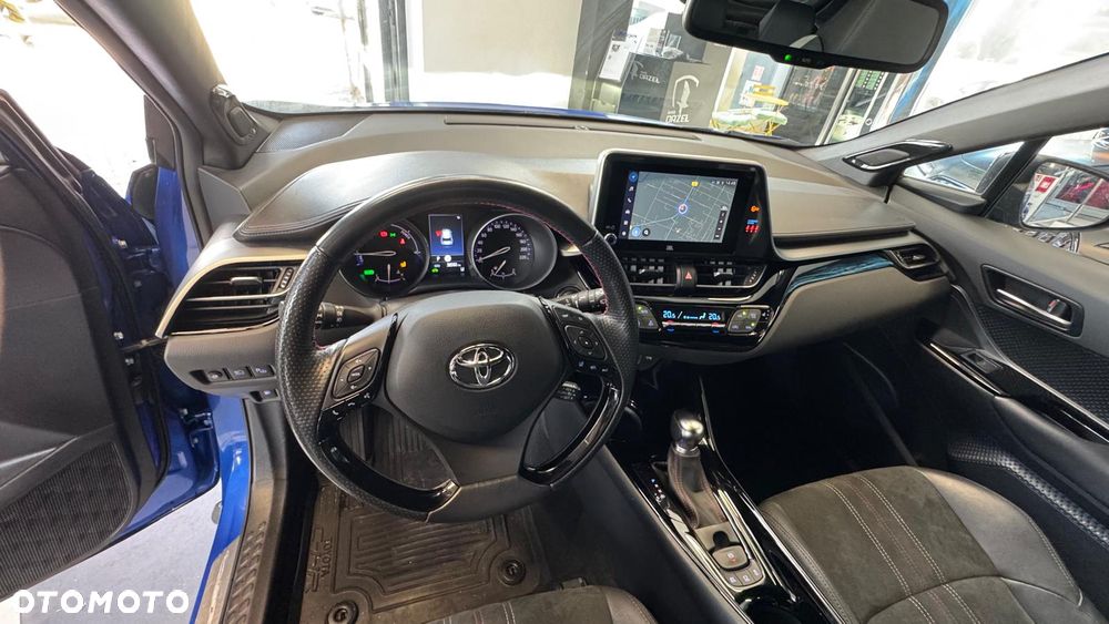 Toyota C-HR 1.8 Hybrid GR Sport - 17