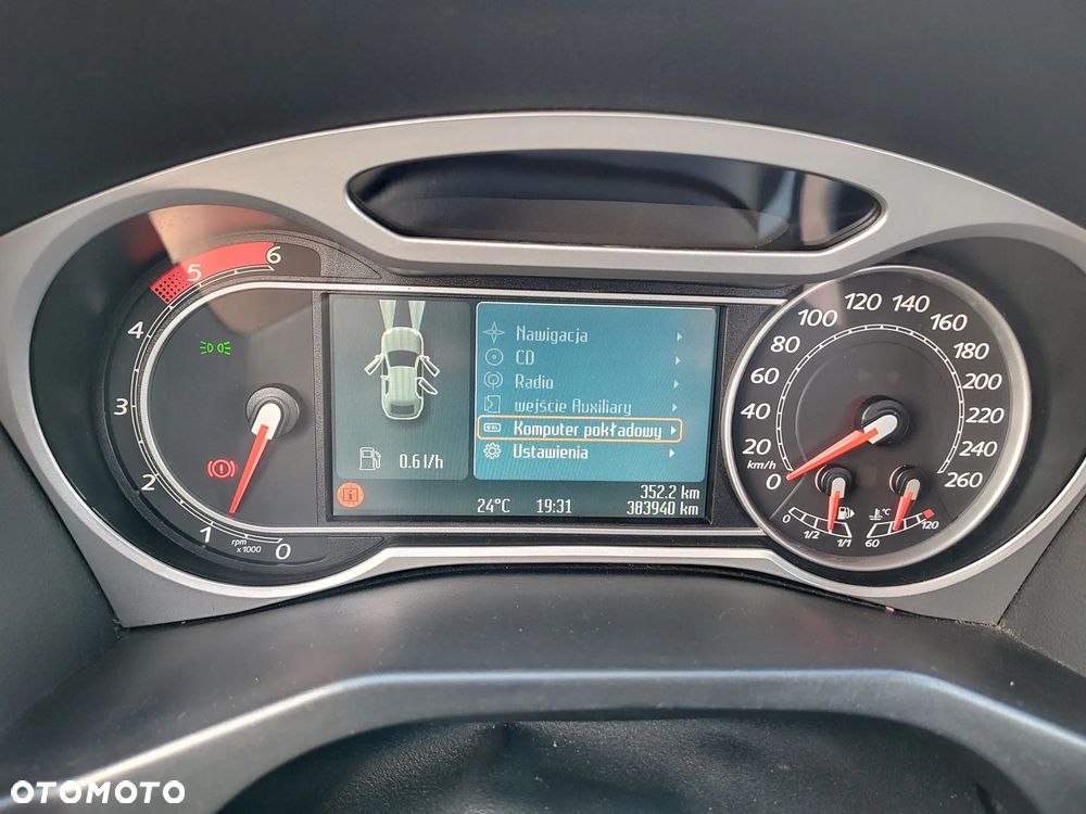 Ford Mondeo 2.0 TDCi Titanium - 19