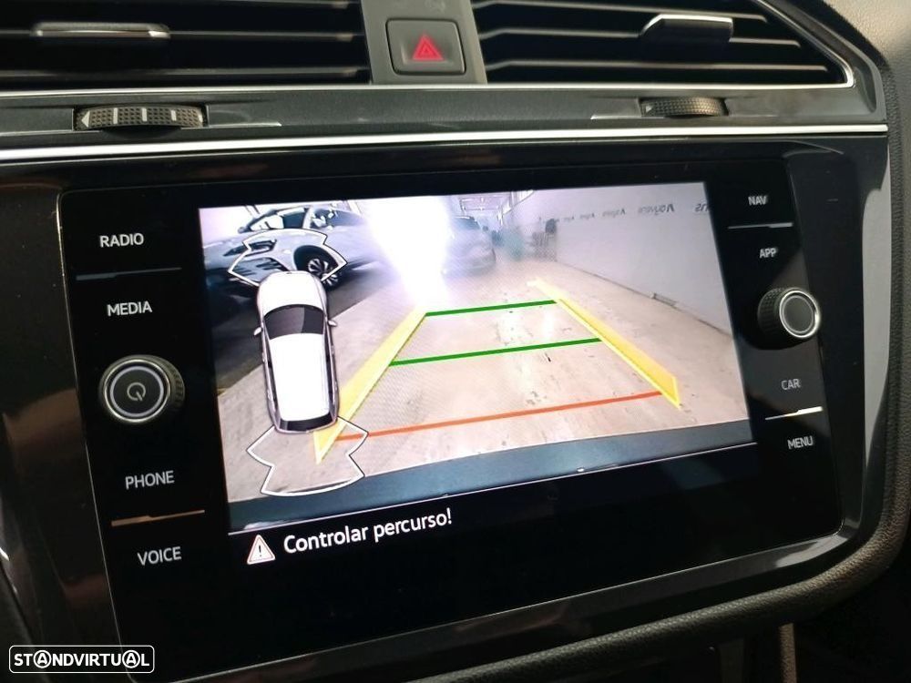 VW Tiguan Allspace 2.0 TDI R-Line DSG - 11