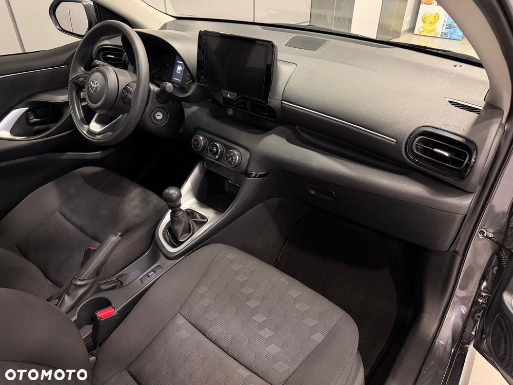 Toyota Yaris 1.5 Active - 17