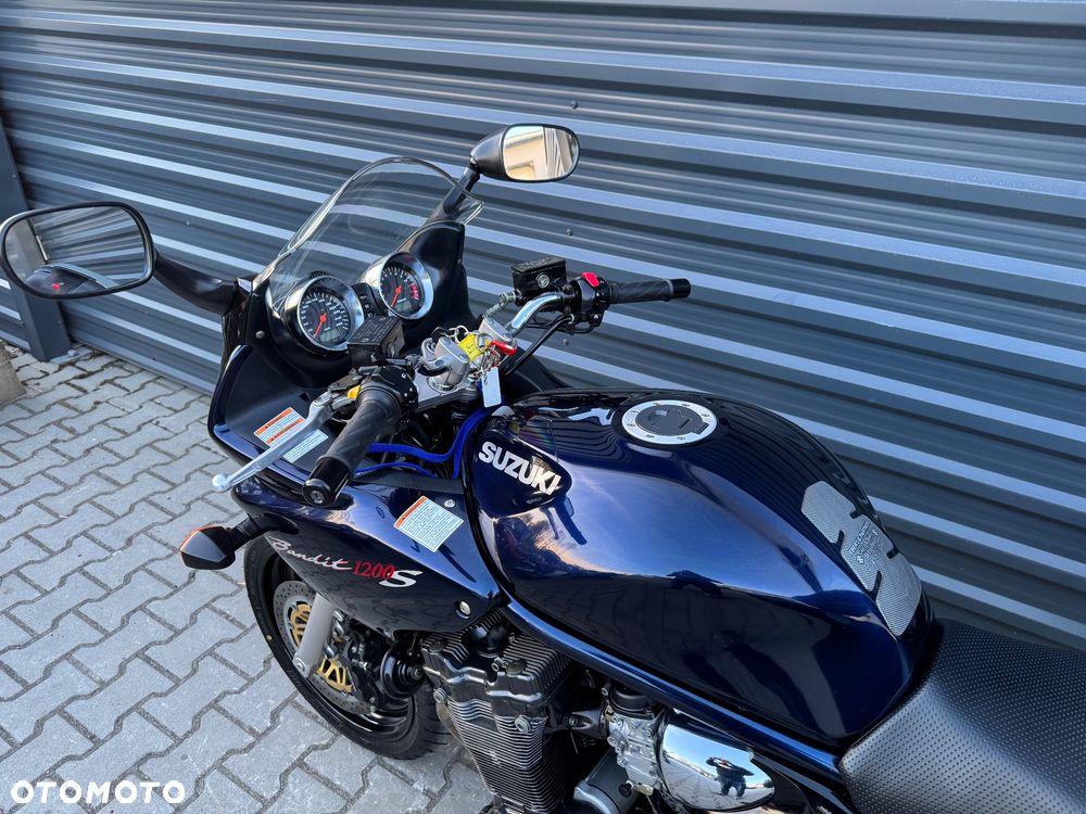 Suzuki Bandit - 10