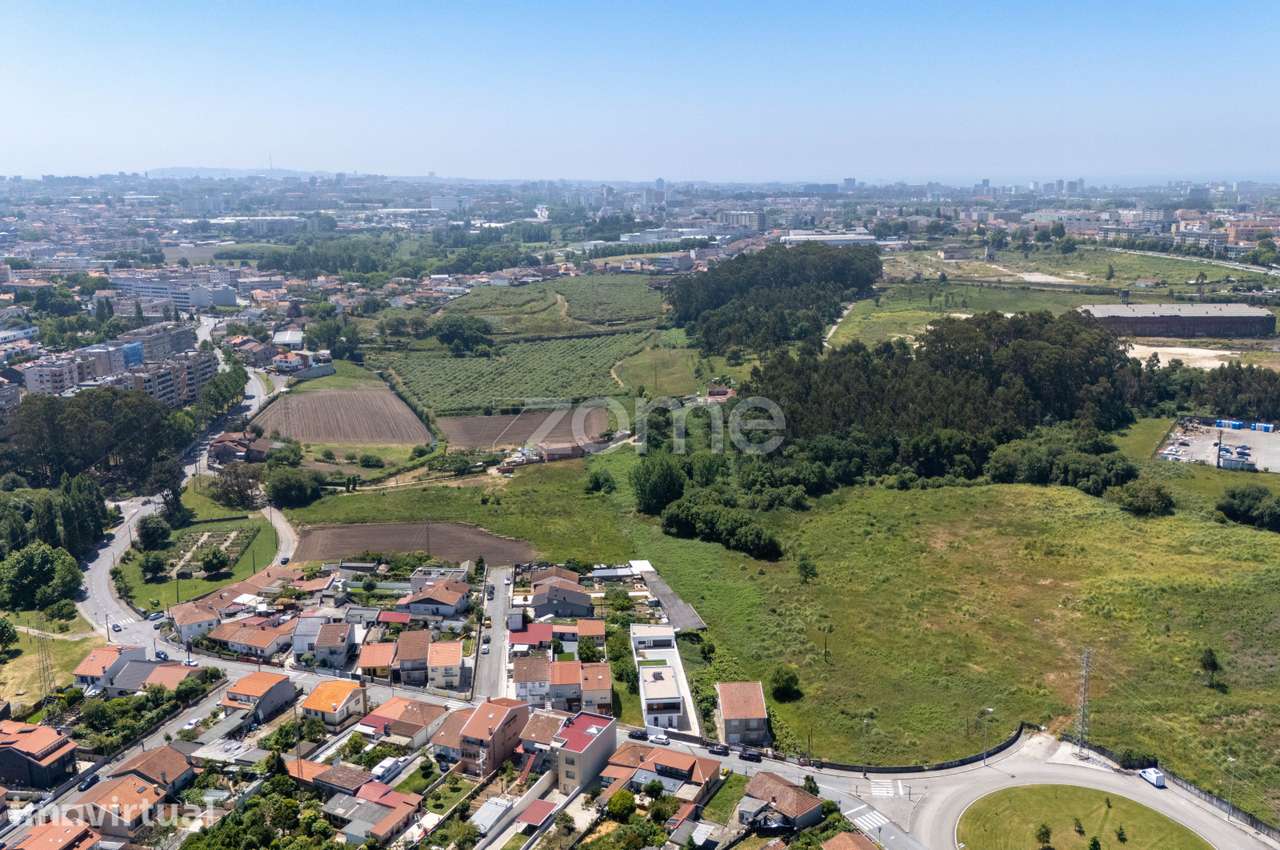 Terreno com 357 m2 para construção de moradia - À EN13, Leça Balio - Grande imagem: 4/17