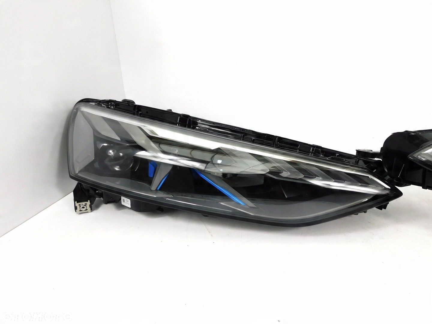 AUDI E TRON GT RS 4J3 LAMPA PRAWA LEWA LASER - 4