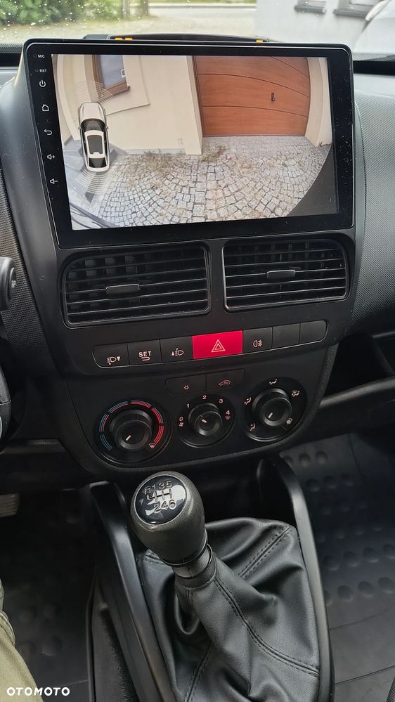 Opel Combo D Maxi - 17