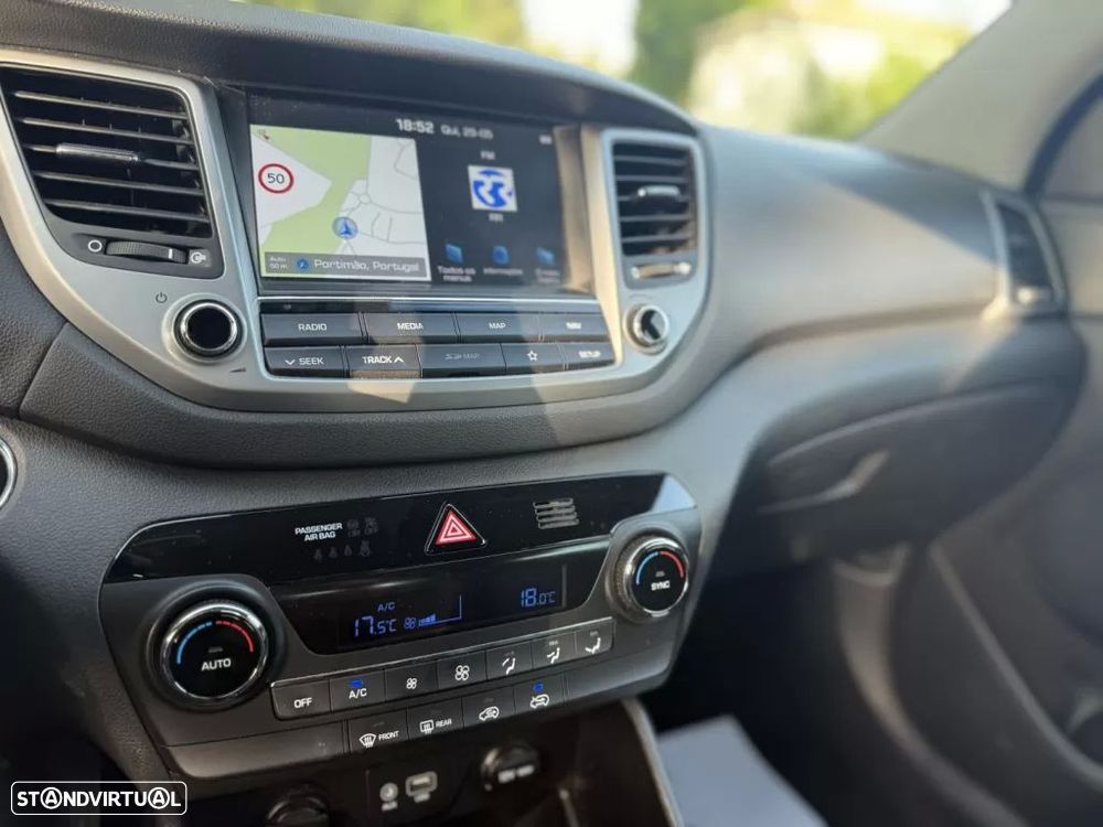 Hyundai Tucson 1.7 CRDi Premium DCT - 14