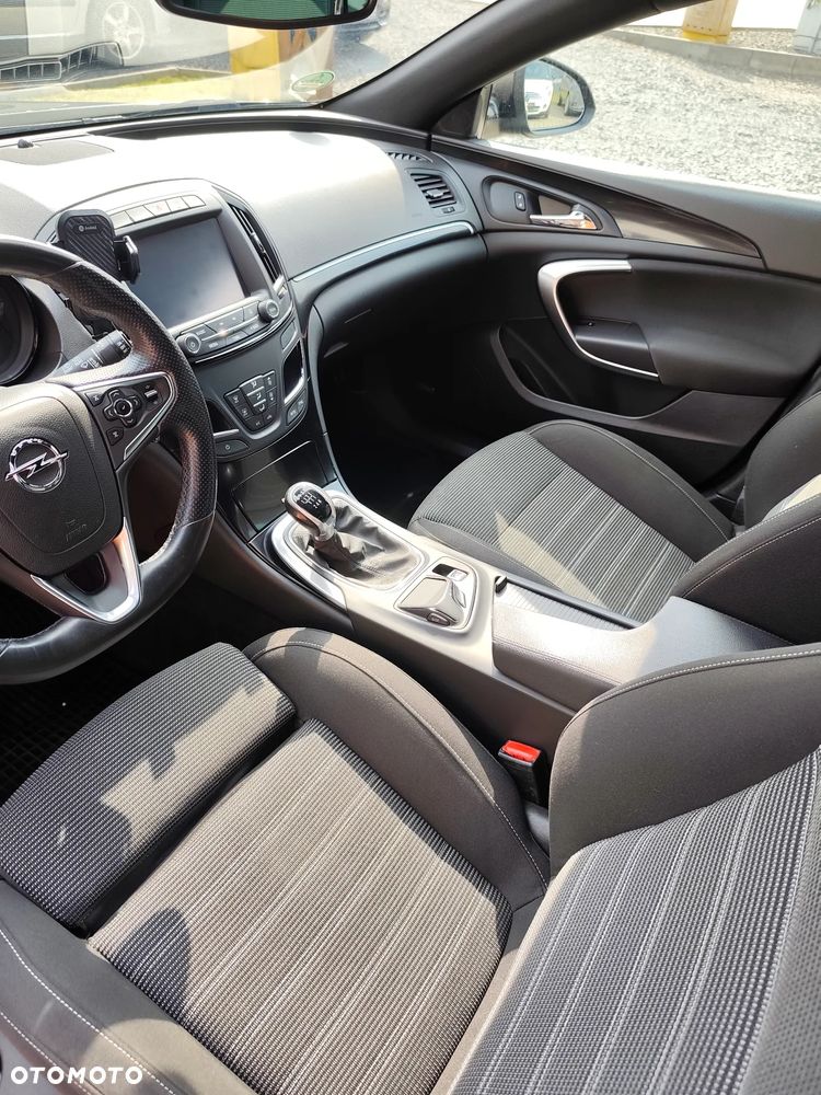 Opel Insignia - 8