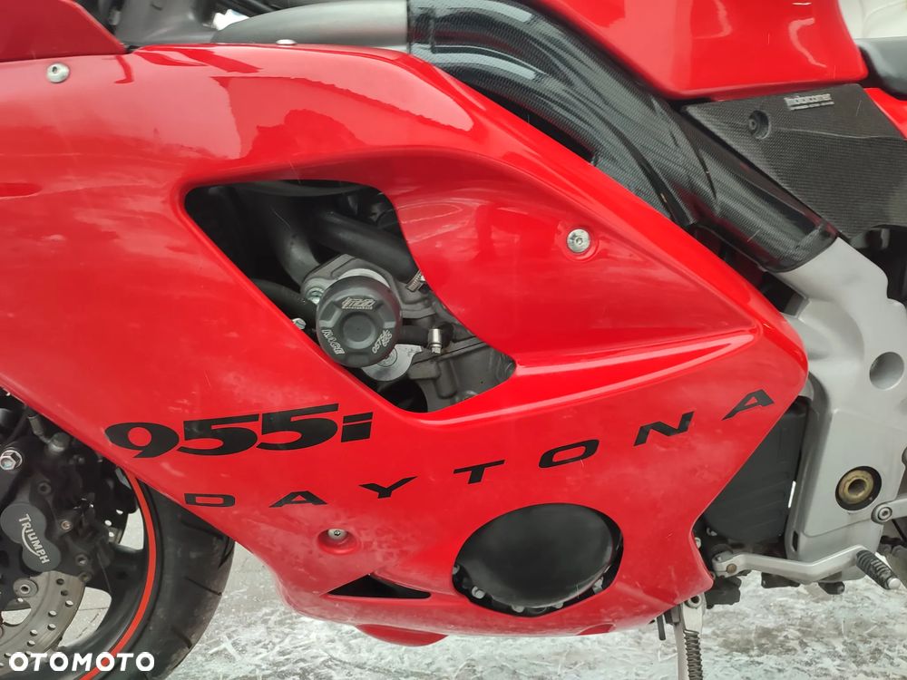 Triumph Daytona - 11