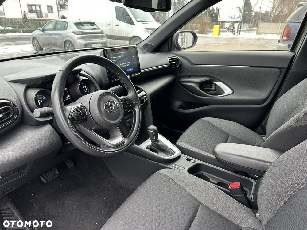 Toyota Yaris Cross - 16