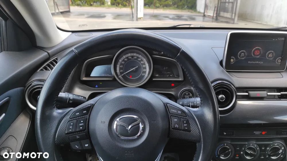 Mazda 2 Hybrid - 2