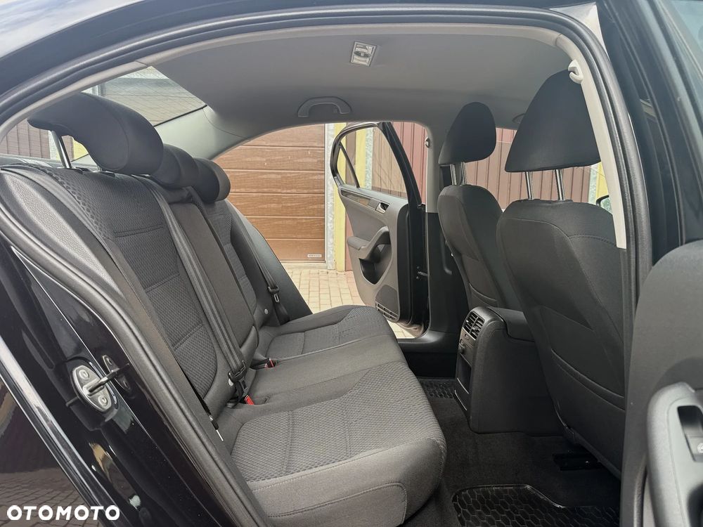 Volkswagen Jetta 1.6 TDI BMT Comfortline - 21