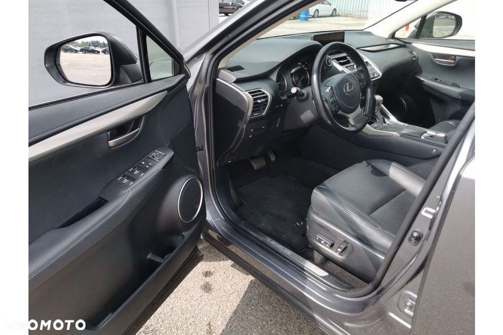Lexus NX - 5