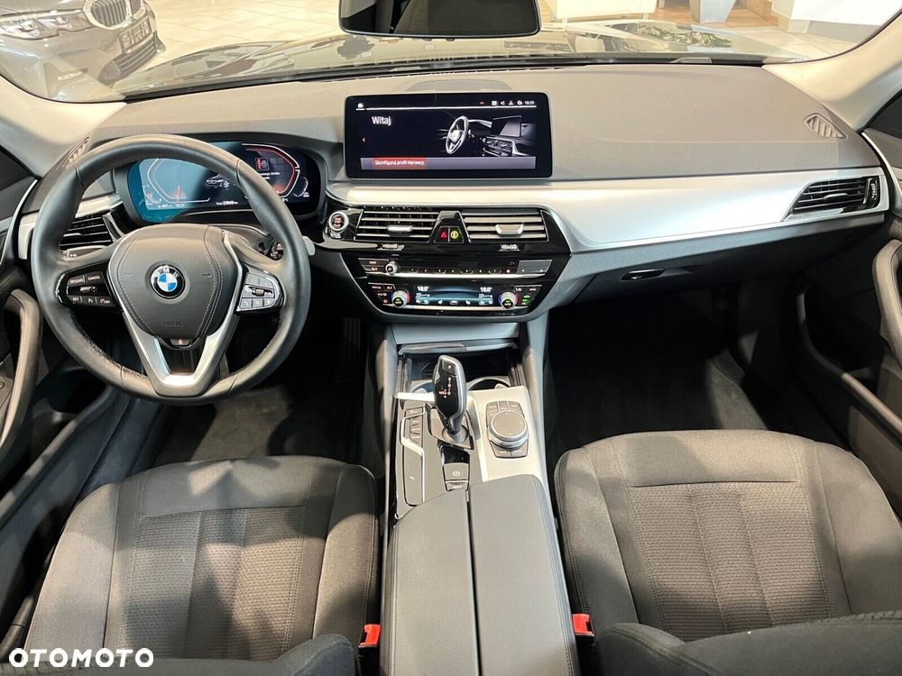 BMW Seria 5 - 16