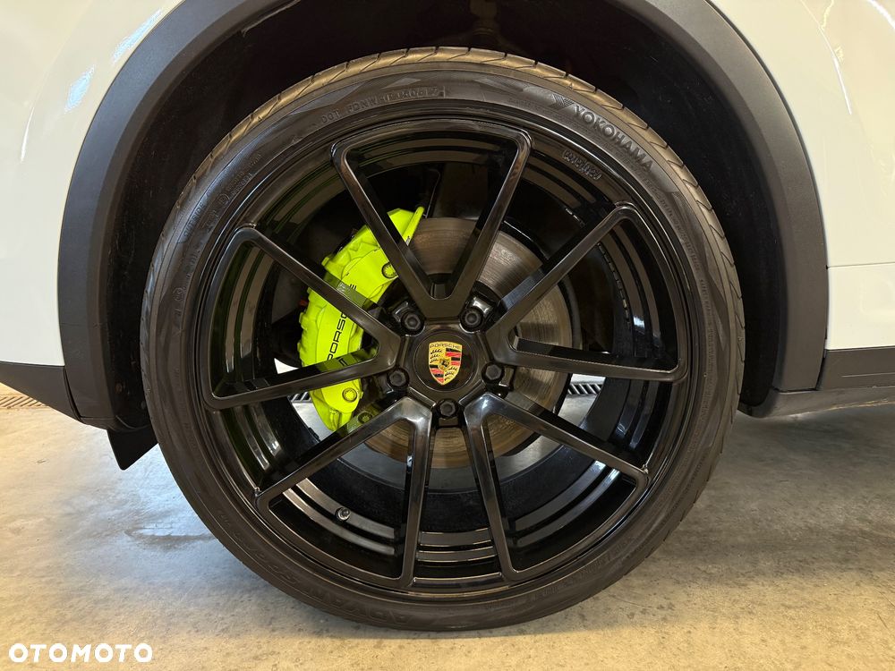Porsche Cayenne S E-Hybrid - 37