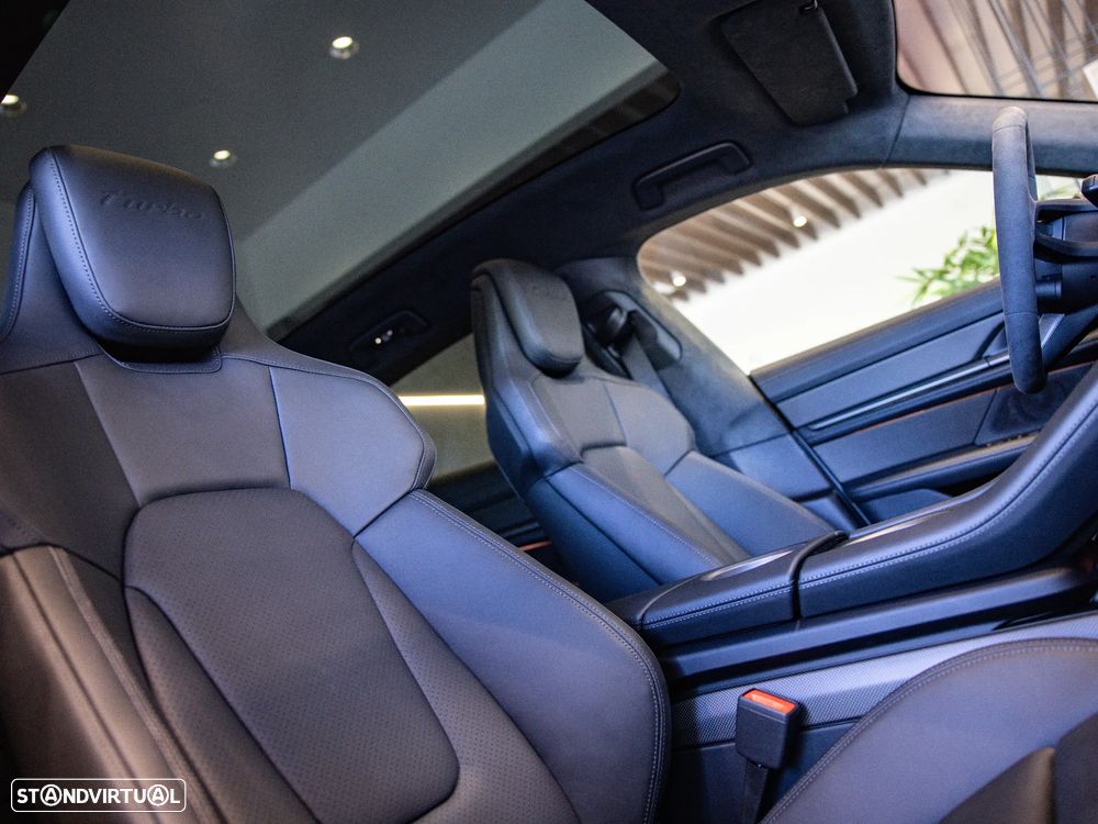 Porsche Taycan Sport Turismo Turbo - 41