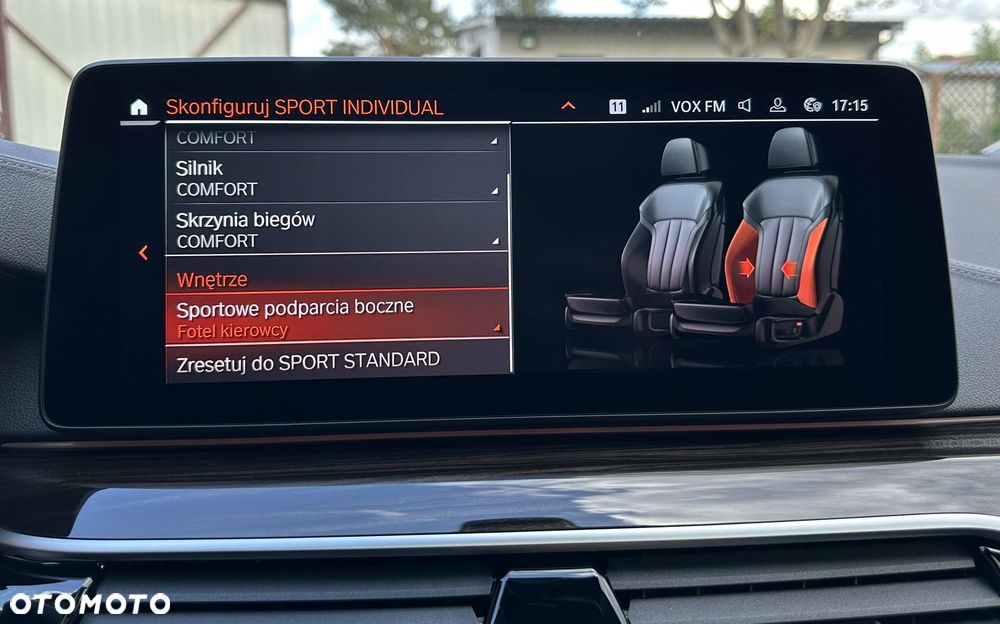 BMW Seria 5 530d xDrive mHEV Luxury Line - 34