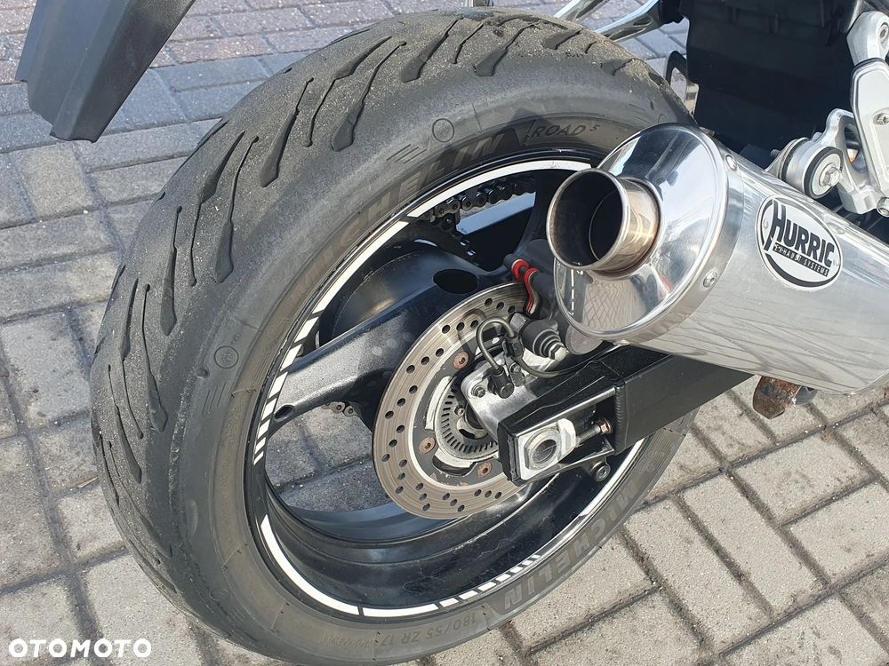 Suzuki Bandit - 25