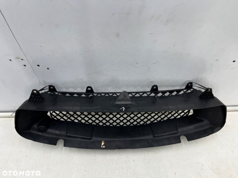 Osłona chłodnicy Maserati Ghibli 13-24r. kierownica powietrza pasa przedniego wlot atrapy kratka - 2