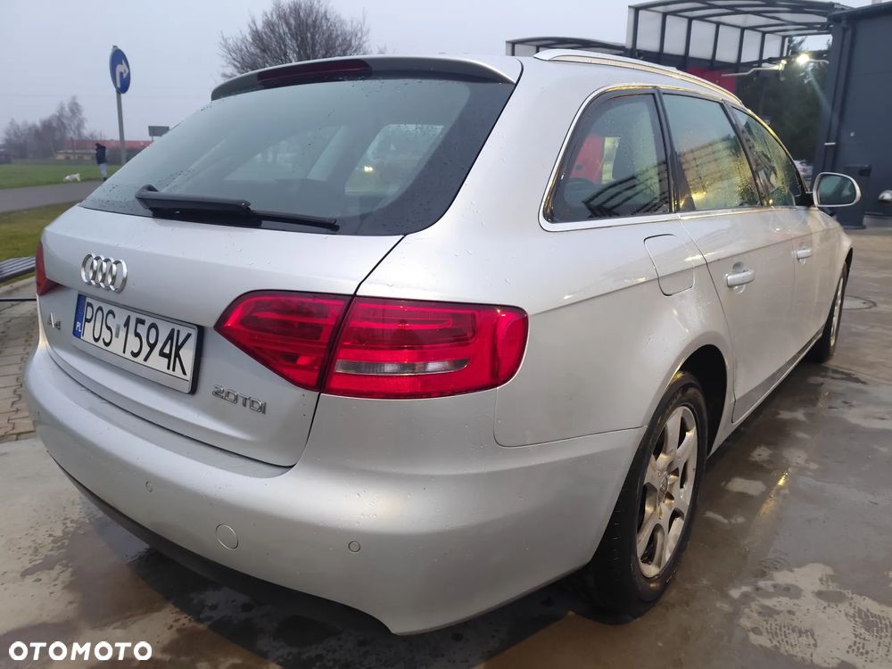Audi A4 Avant - 8