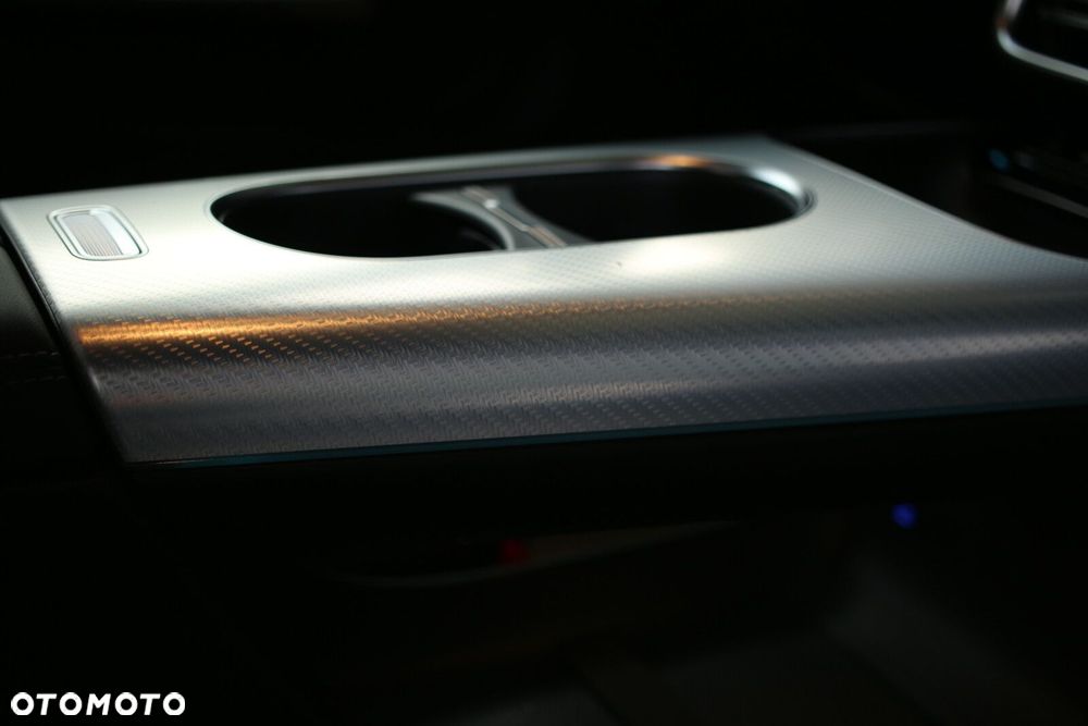Mercedes-Benz CLA - 22