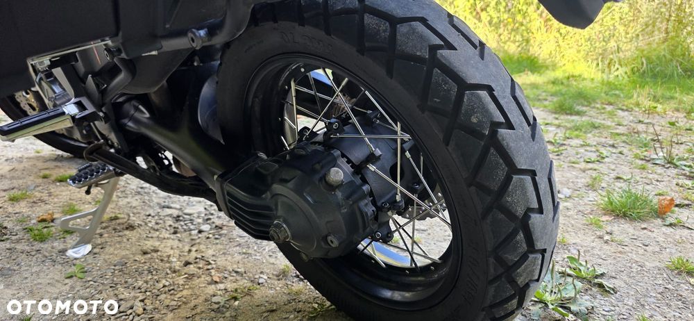 Yamaha XT - 6