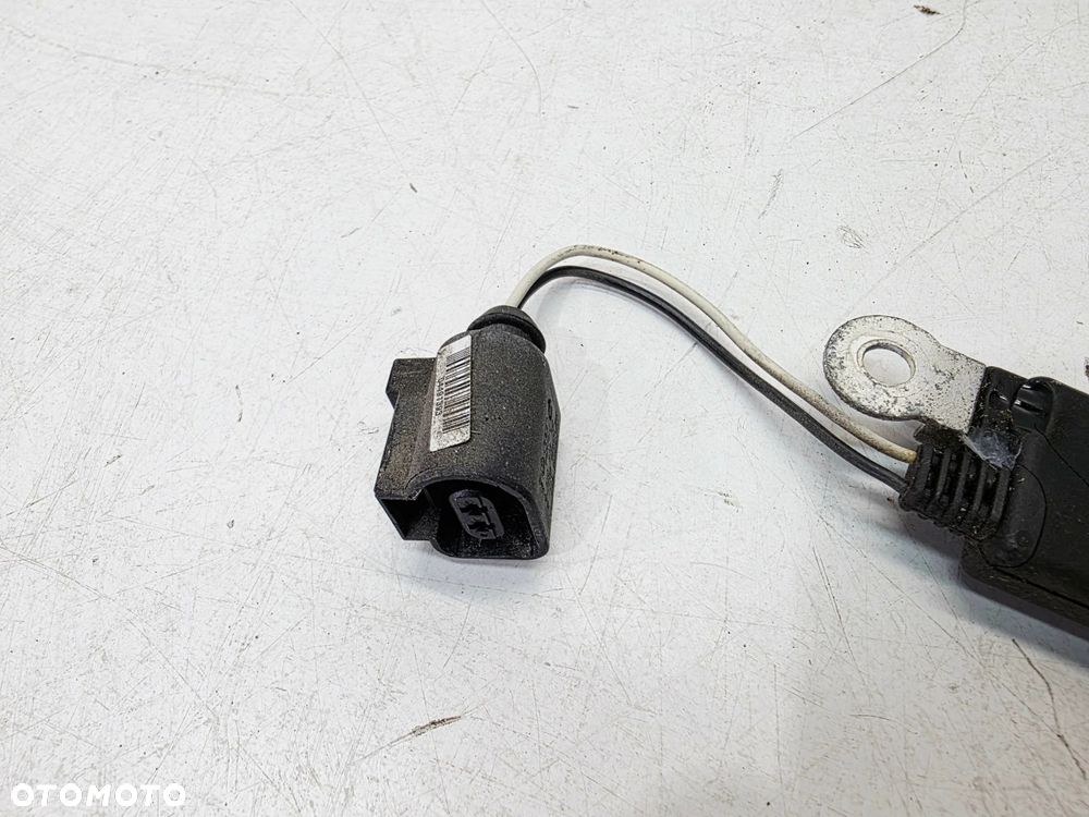 WZMACNIACZ ANTENOWY AUDI Q7 4L 4L0035225A - 5