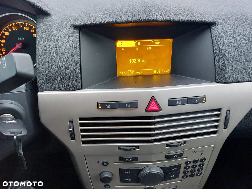 Opel Astra 1.6 Cosmo - 12