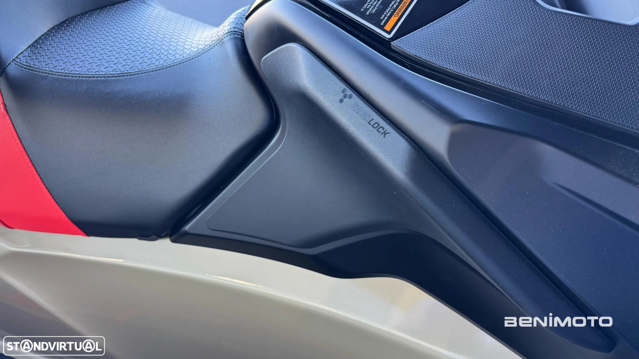 Sea-Doo RXT-X RS 325 - 4