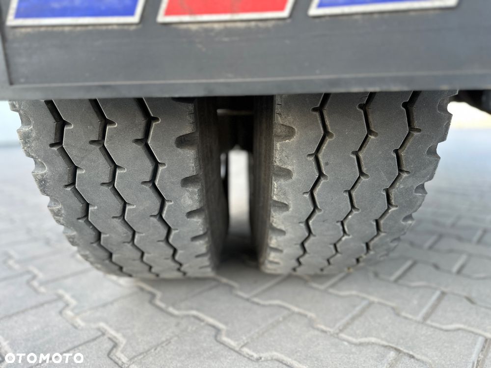 Iveco EUROCARGO 150E28 E6 - 13