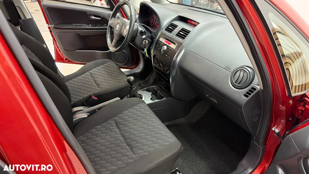 Suzuki SX4 - 8