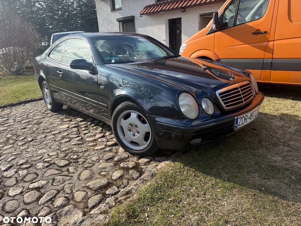 Mercedes-Benz CLK - 2