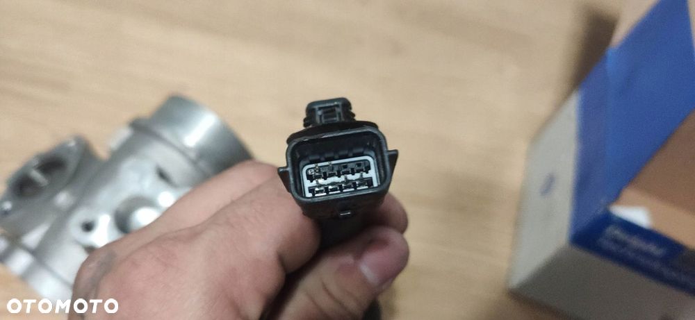 ZAWÓR EGR VDO MASTER II TRAFIC II 2.5 DCI 06- - 3