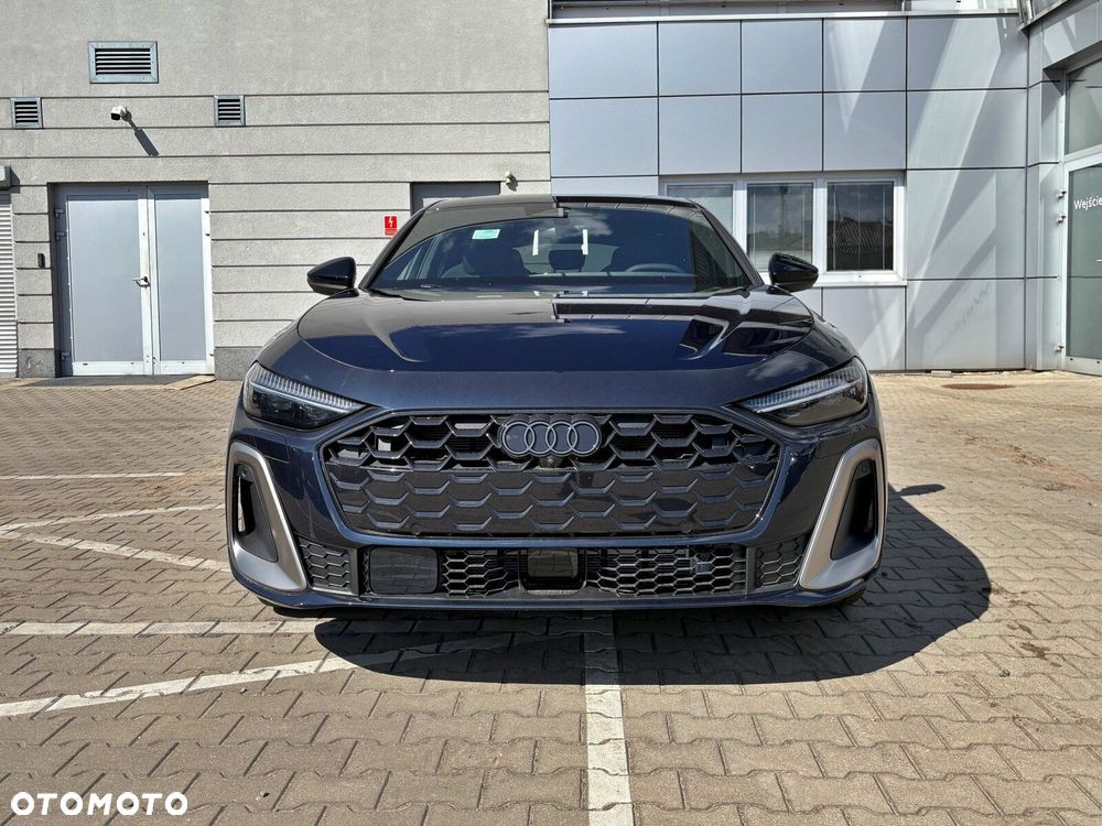 Audi A5 Limousine - 10