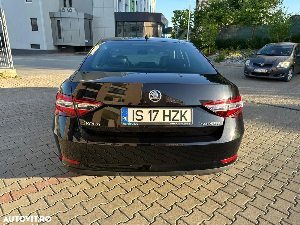 Skoda Superb 2.0 TDI DSG L&K - 2