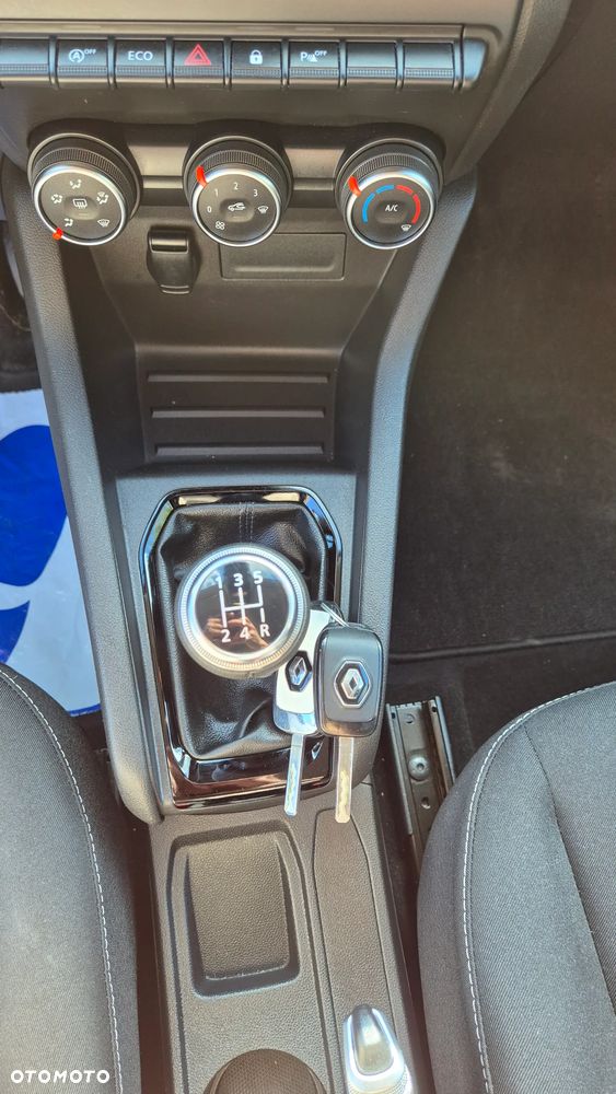 Renault Captur TCe 100 EXPERIENCE - 26