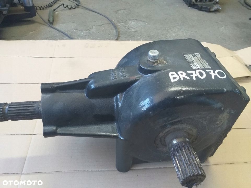 PRZEKŁADNIA GŁÓWNA PRASA NEW HOLLAND 180R BR7070 - 6