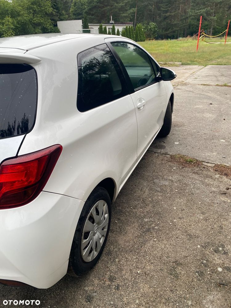 Toyota Yaris 1.33 Active - 4