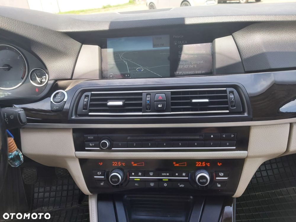 BMW Seria 5 520d Special Edition - 24
