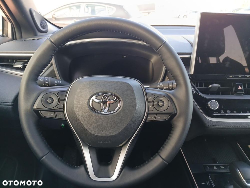 Toyota Corolla Cross - 16