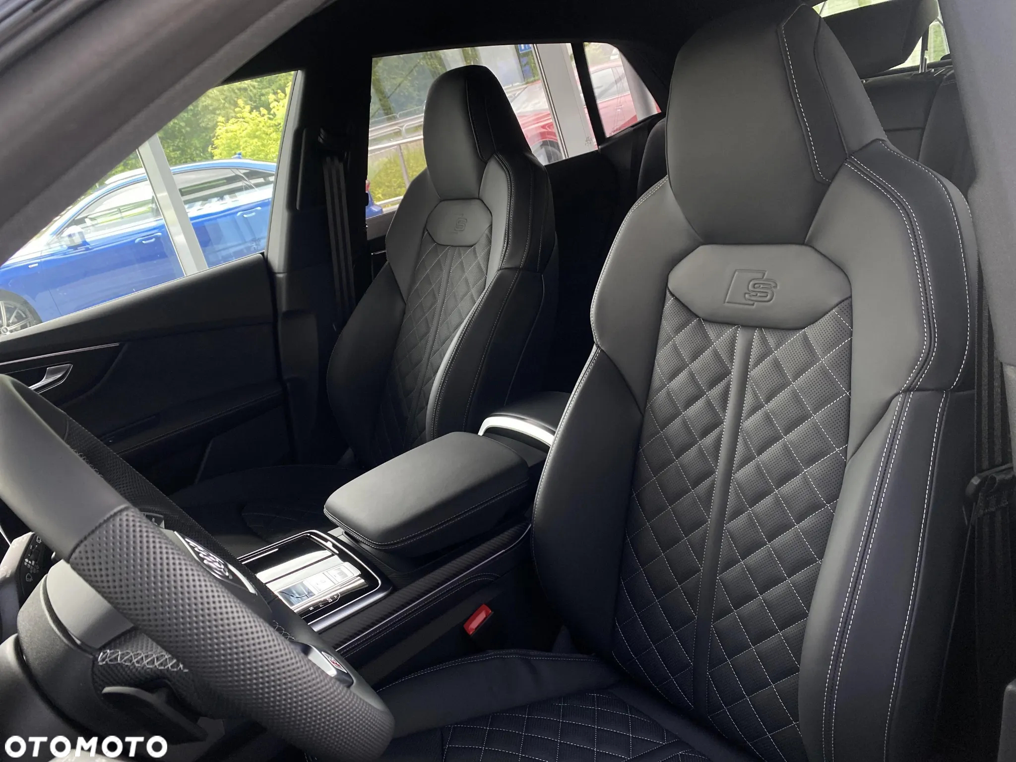 Audi Q8 - 11