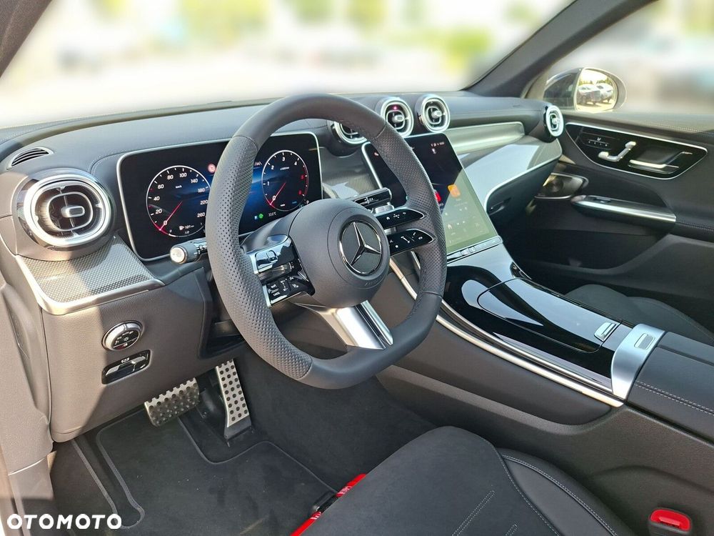 Mercedes-Benz GLC - 11